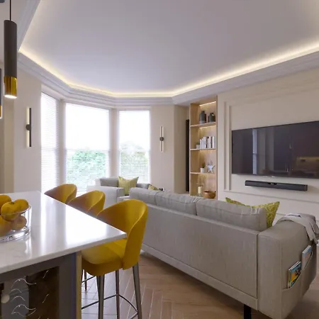 East Parade Collection, Opaz House Flat 2 *